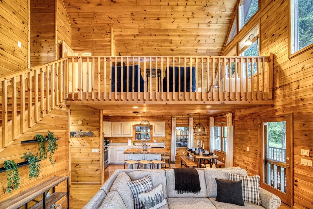 48 Lookout Drive, Blue Ridge GA 30513 - Photo