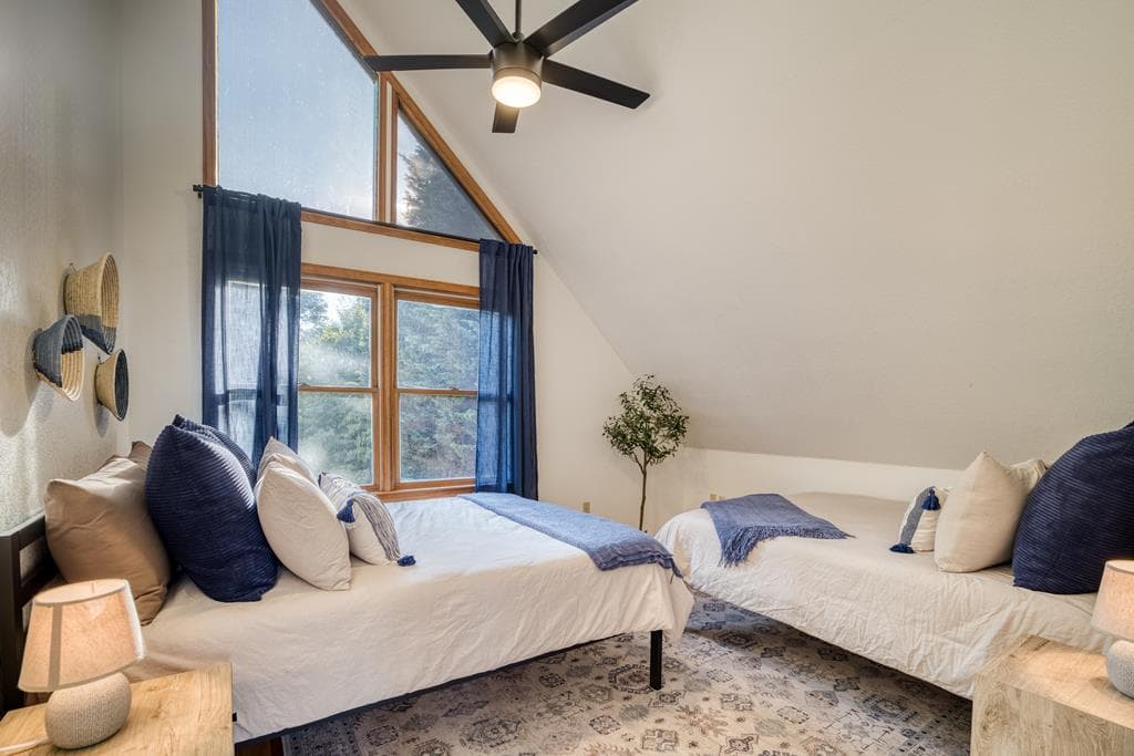 48 Lookout Drive, Blue Ridge GA 30513 - Photo