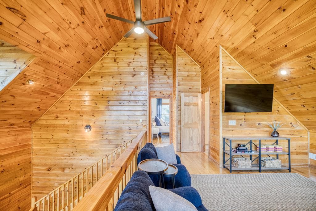 48 Lookout Drive, Blue Ridge GA 30513 - Photo
