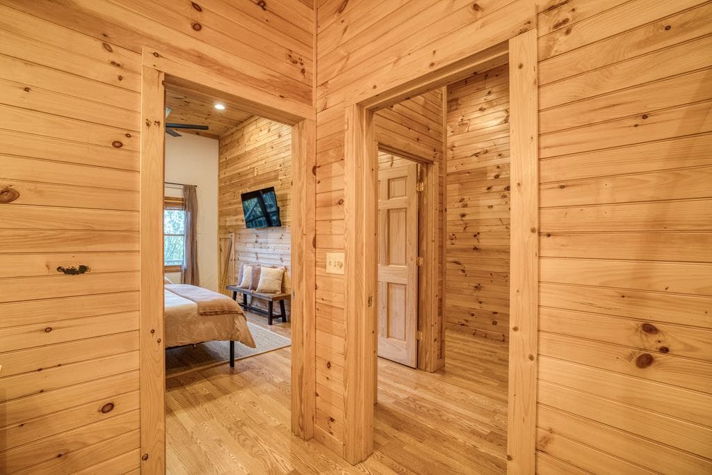 48 Lookout Drive, Blue Ridge GA 30513 - Photo