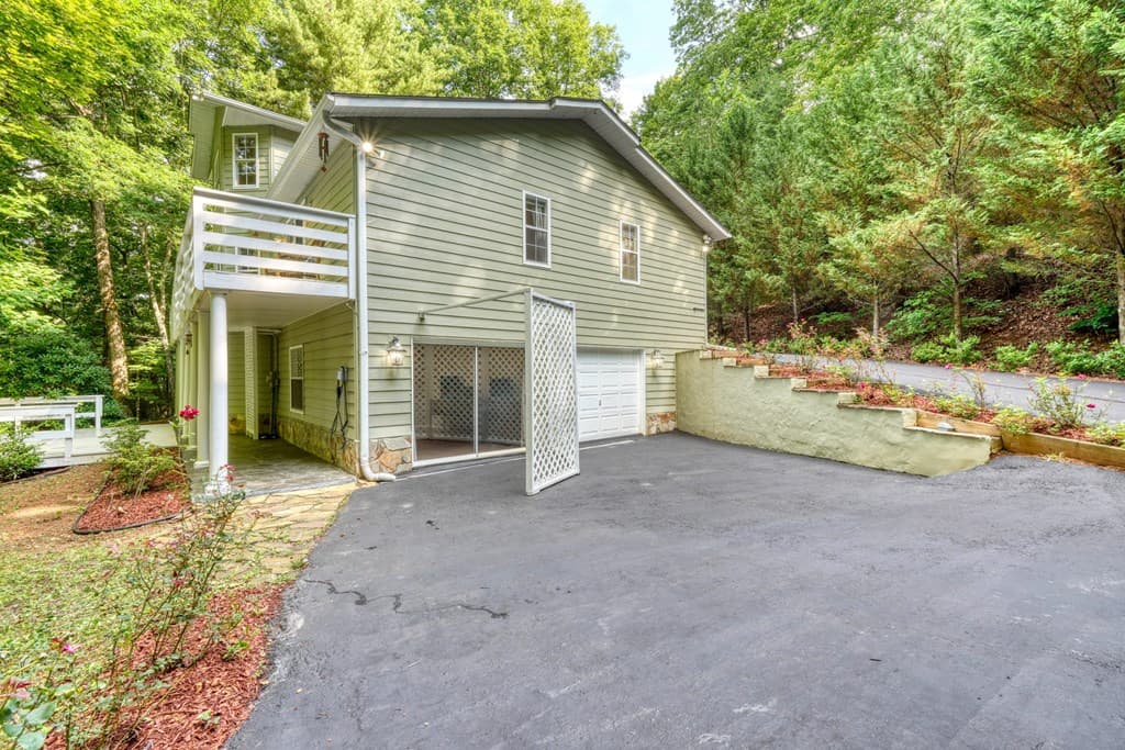 549 Cook Mountain Drive, Blairsville GA 30512 - Photo