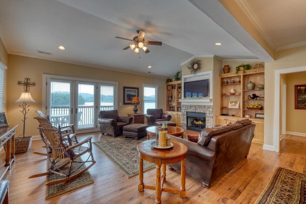 1409 Lakeside Road, Hiawassee GA 30546 - Photo