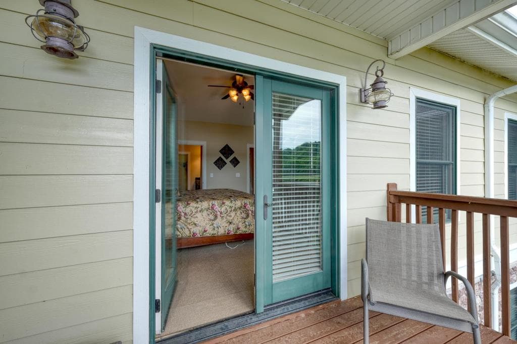 1409 Lakeside Road, Hiawassee GA 30546 - Photo