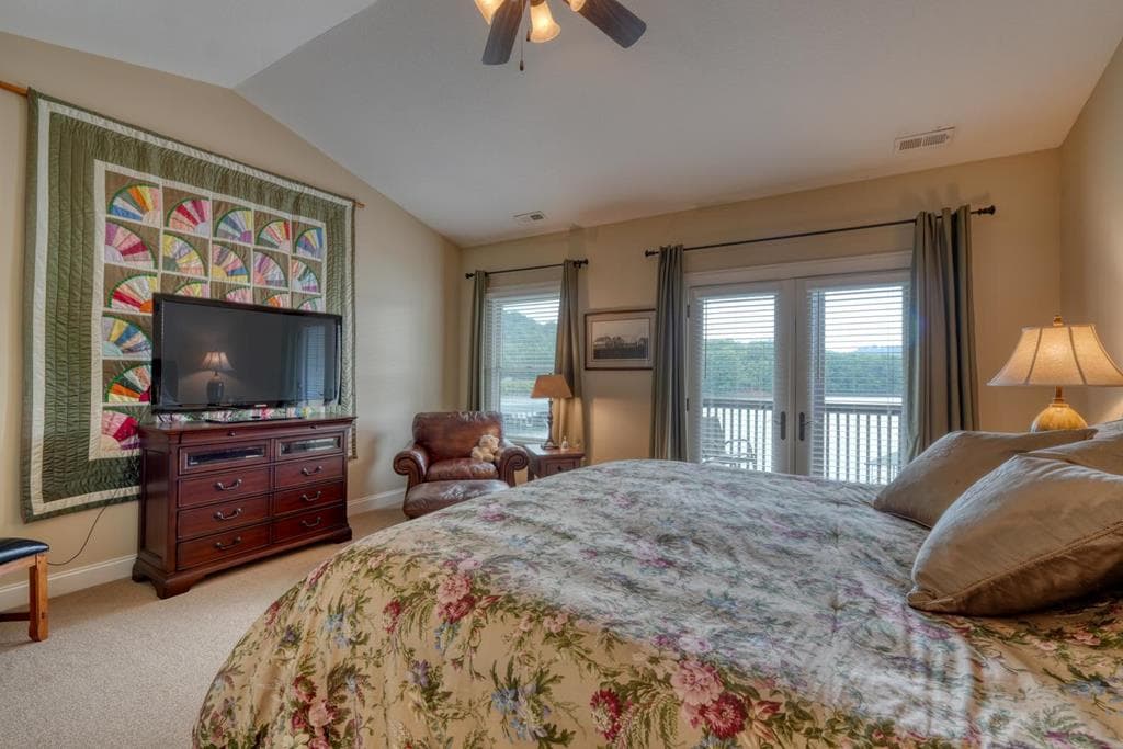 1409 Lakeside Road, Hiawassee GA 30546 - Photo