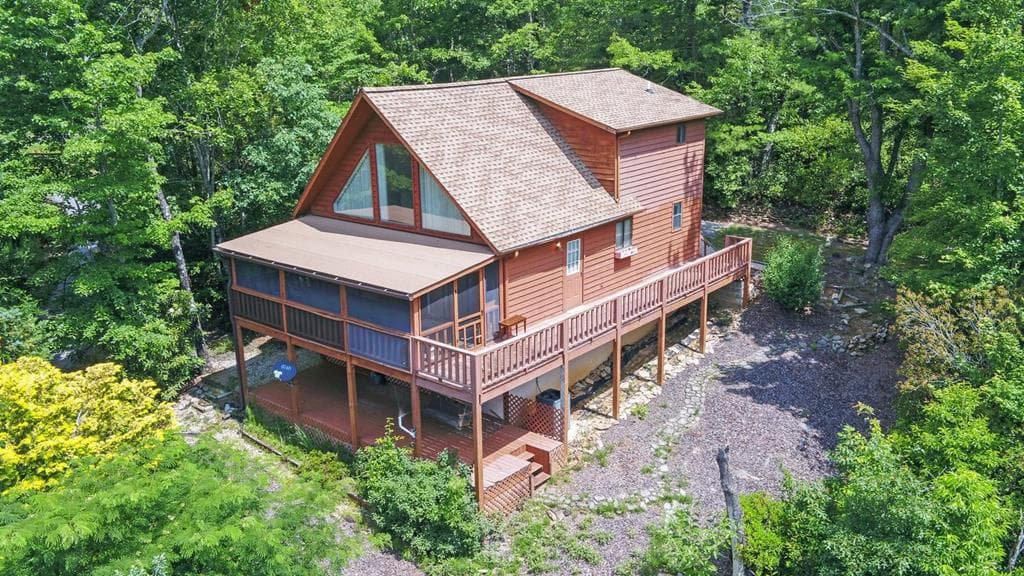 215 Black Bear Ridge Road, Murphy NC 28906 - Primary photo