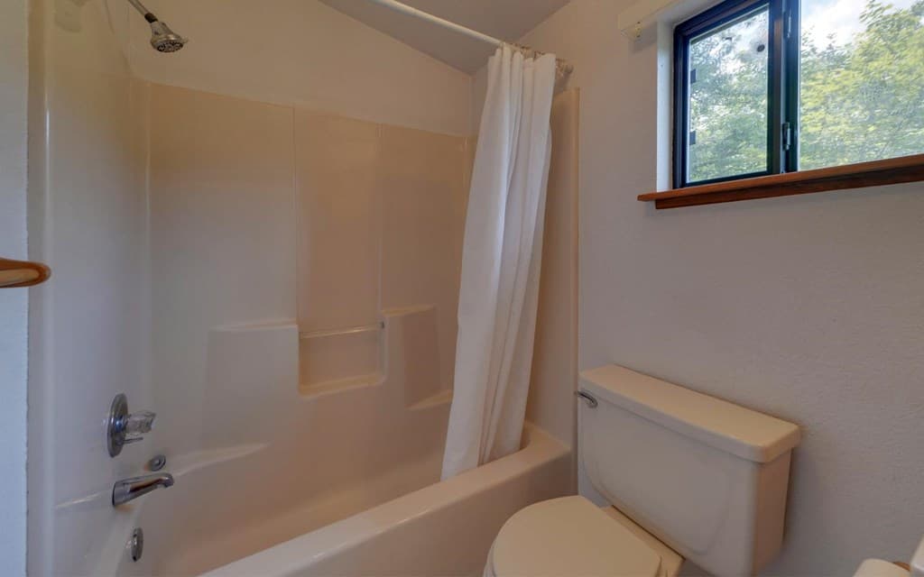 215 Black Bear Ridge Road, Murphy NC 28906 - Photo