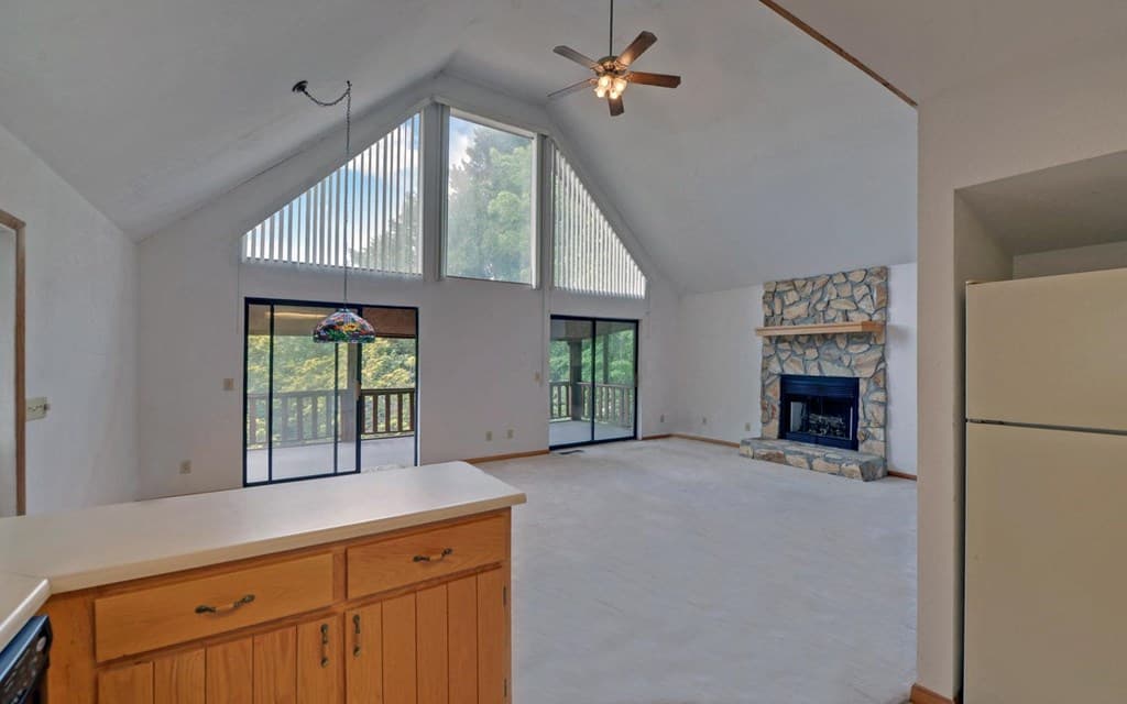 215 Black Bear Ridge Road, Murphy NC 28906 - Photo
