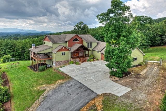 384 Dean Road, Mineral Bluff GA 30559 - Photo