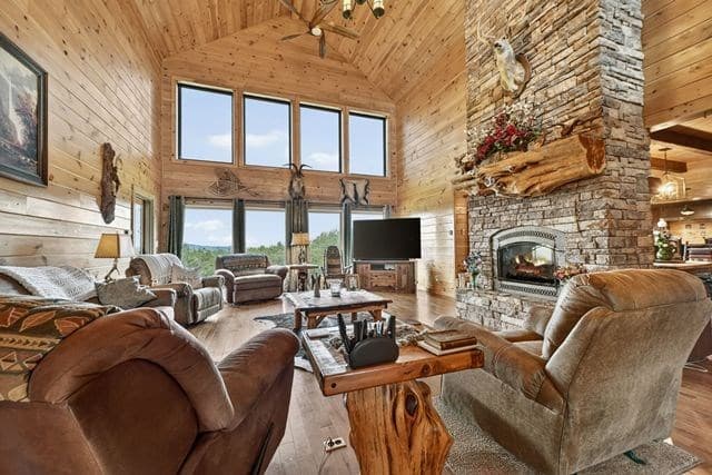 384 Dean Road, Mineral Bluff GA 30559 - Photo