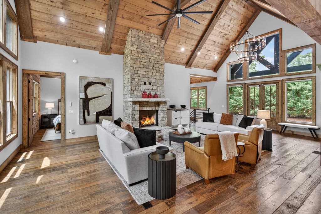 361 Bluebird Lane, Blue Ridge GA 30513 - Photo