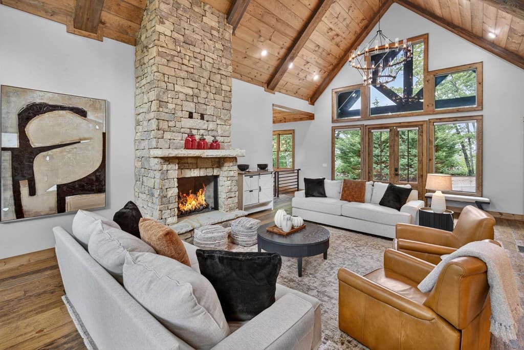 361 Bluebird Lane, Blue Ridge GA 30513 - Photo