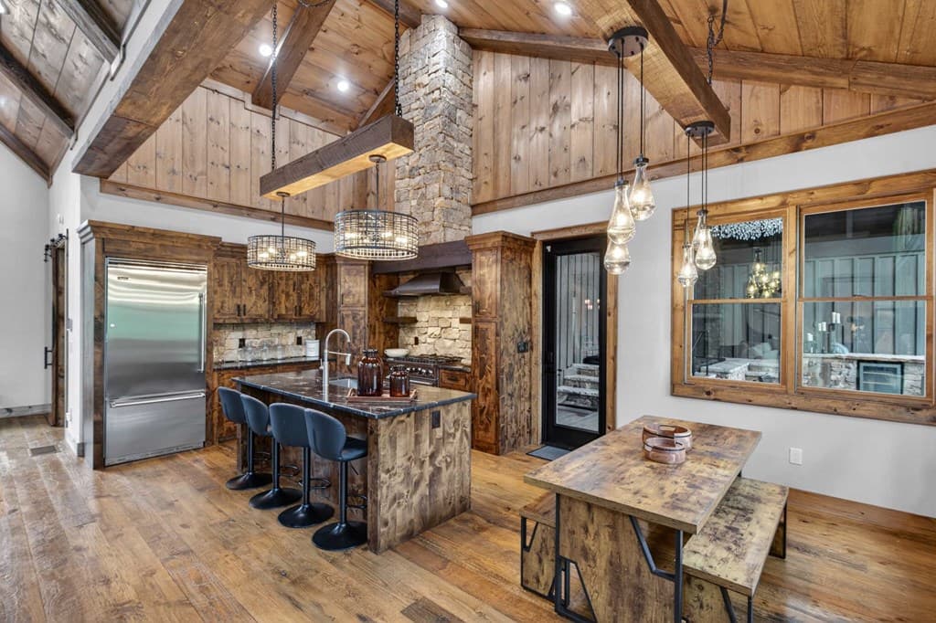 361 Bluebird Lane, Blue Ridge GA 30513 - Photo