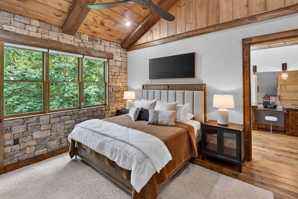 361 Bluebird Lane, Blue Ridge GA 30513 - Photo