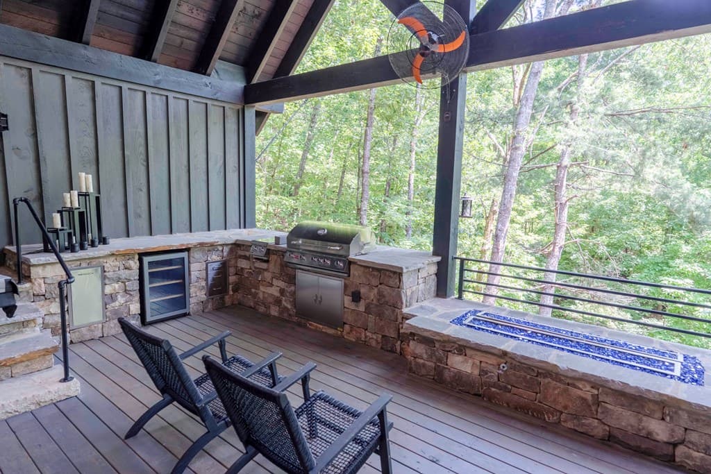 361 Bluebird Lane, Blue Ridge GA 30513 - Photo