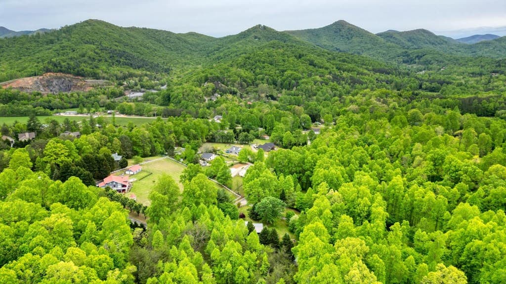 2287 Lovingood Road, Hiawassee GA 30546 - Photo