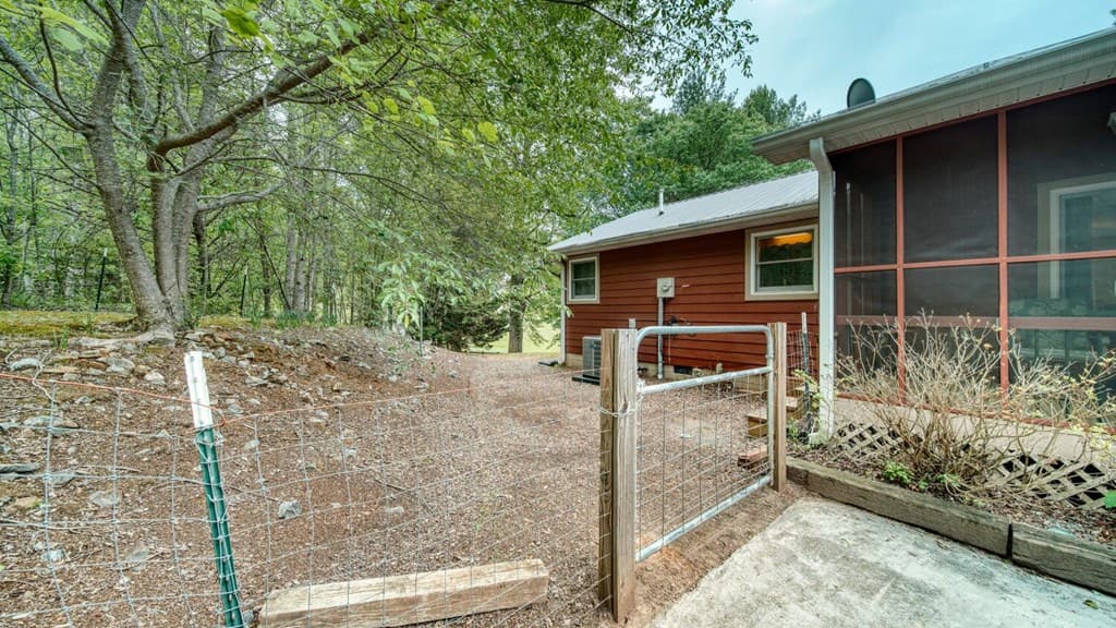 2287 Lovingood Road, Hiawassee GA 30546 - Photo