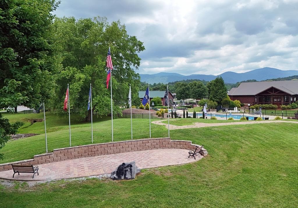 477 Mountain Creek Road, Blairsville GA 30512 - Photo