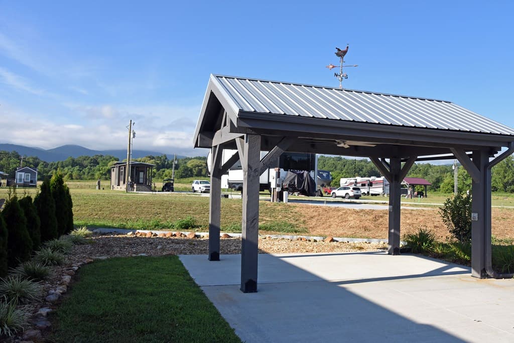 477 Mountain Creek Road, Blairsville GA 30512 - Photo
