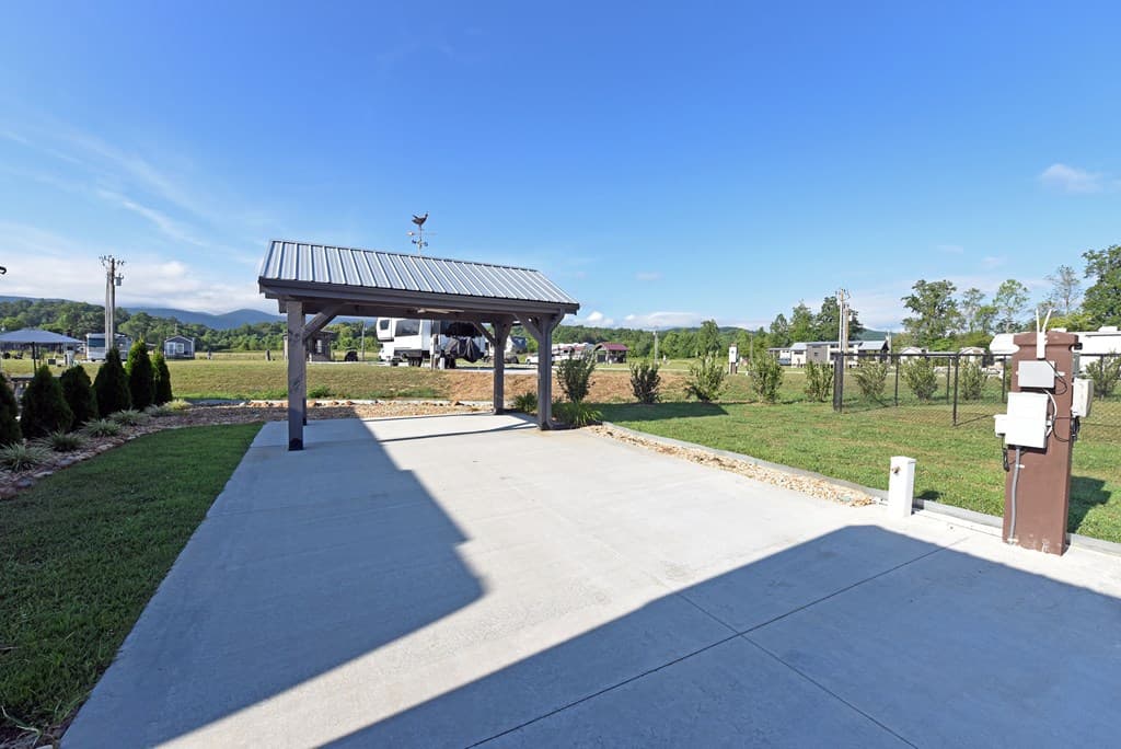 477 Mountain Creek Road, Blairsville GA 30512 - Photo