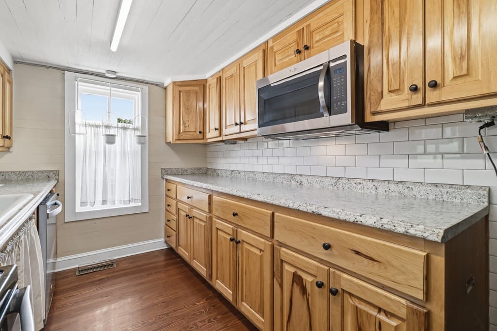 206 Kell Street, Ellijay GA 30540 - Photo