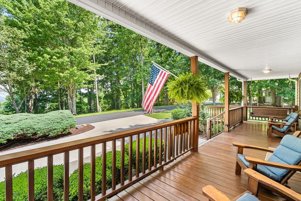 194 Lakeview Drive, Hayesville NC 28904 - Photo
