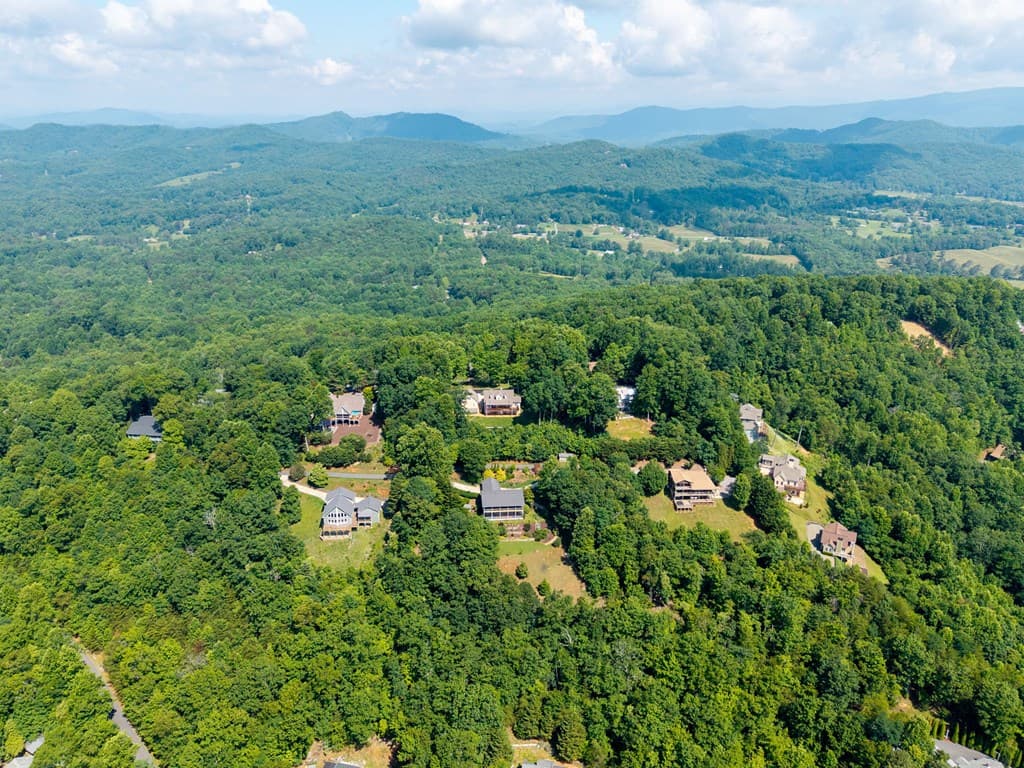 194 Lakeview Drive, Hayesville NC 28904 - Photo