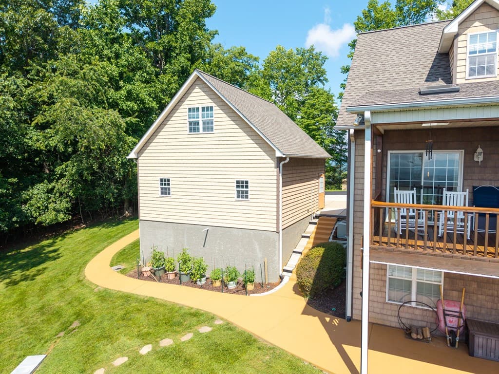 194 Lakeview Drive, Hayesville NC 28904 - Photo