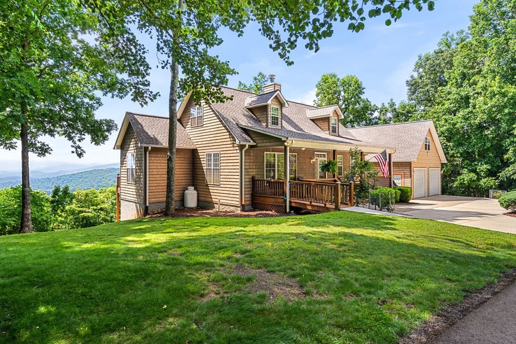 194 Lakeview Drive, Hayesville NC 28904 - Photo