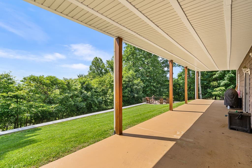 194 Lakeview Drive, Hayesville NC 28904 - Photo