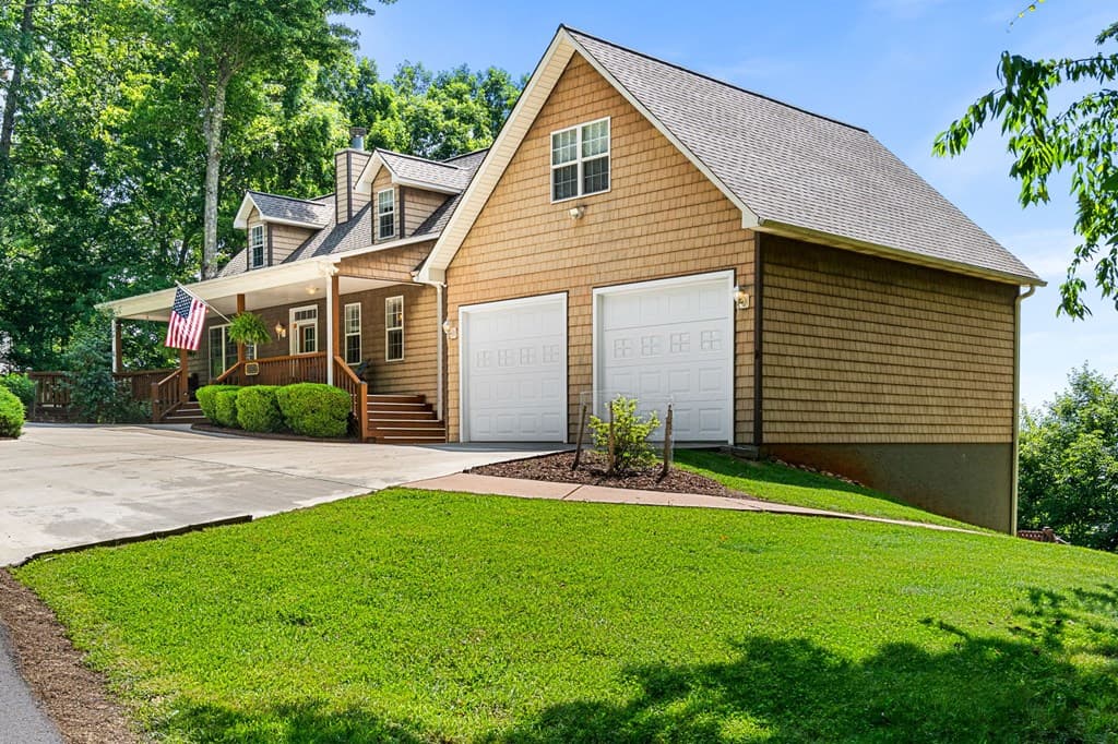 194 Lakeview Drive, Hayesville NC 28904 - Photo