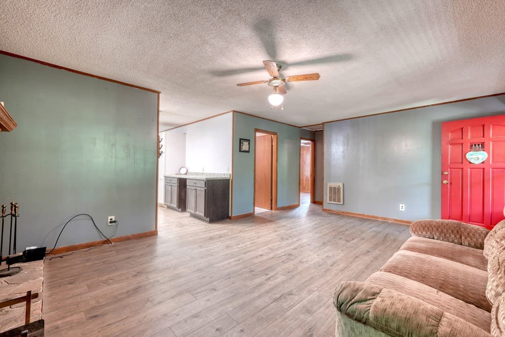 4777 Laurel Mountain Road, Hiawassee GA 30546 - Photo