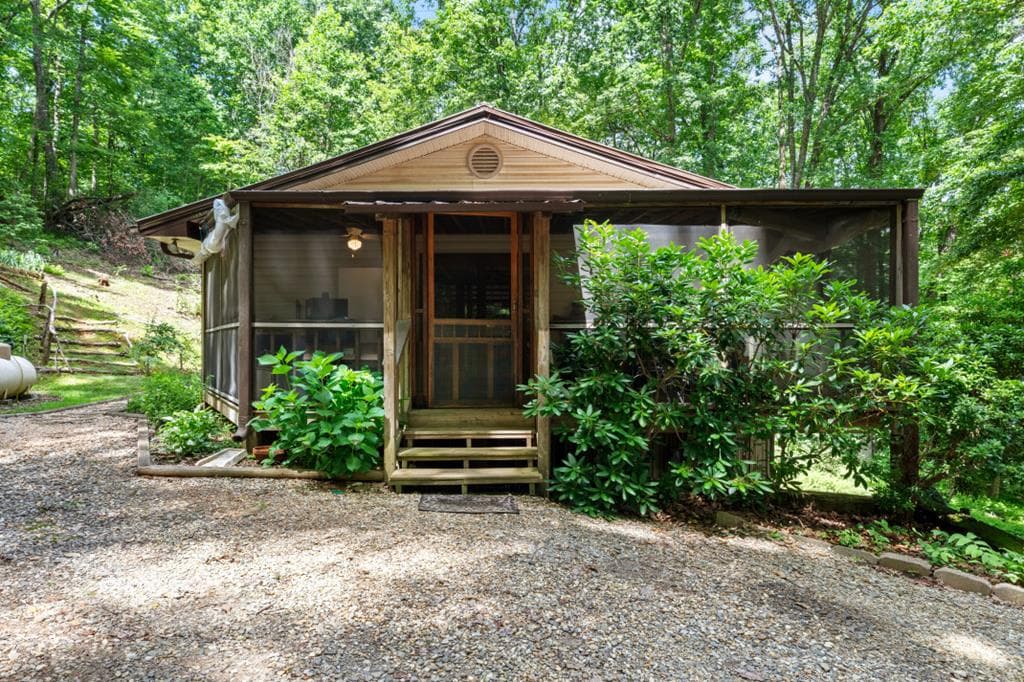 210 Mcdaniel Lane, Suches GA 30572 - Photo