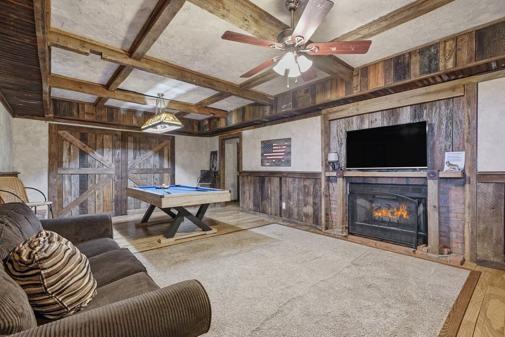 624 Talona Mountain Road, Ellijay GA 30540 - Photo