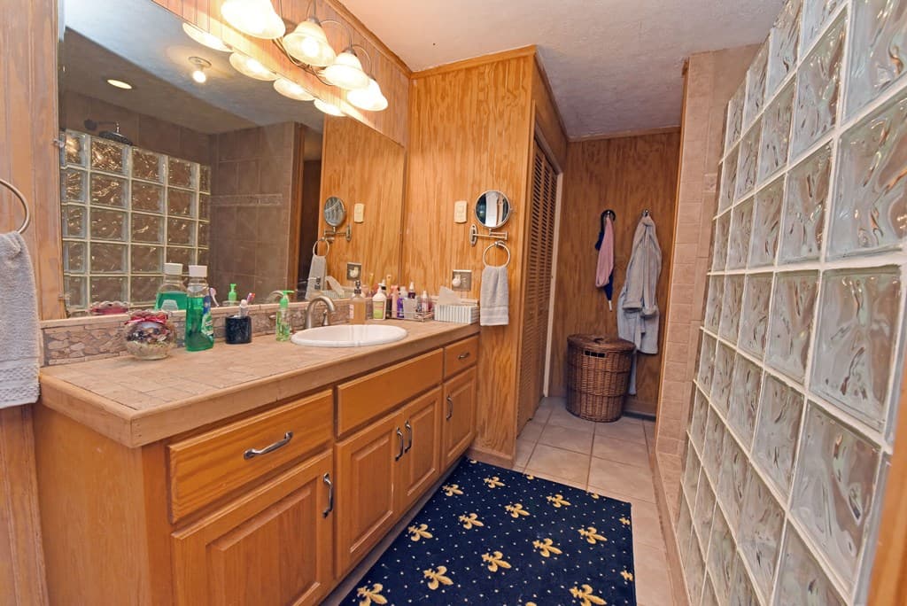 742 Hillcrest Drive, Mccaysville GA 30555 - Photo