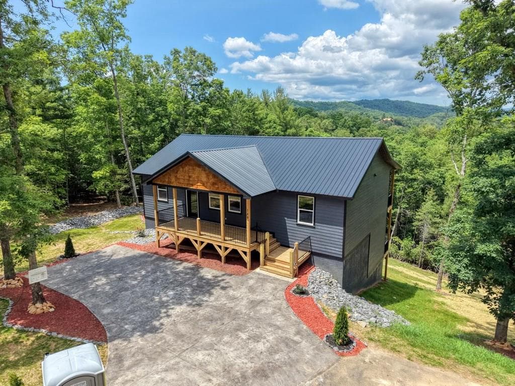 140 Short Oak Run, Murphy NC 28906 - Primary photo