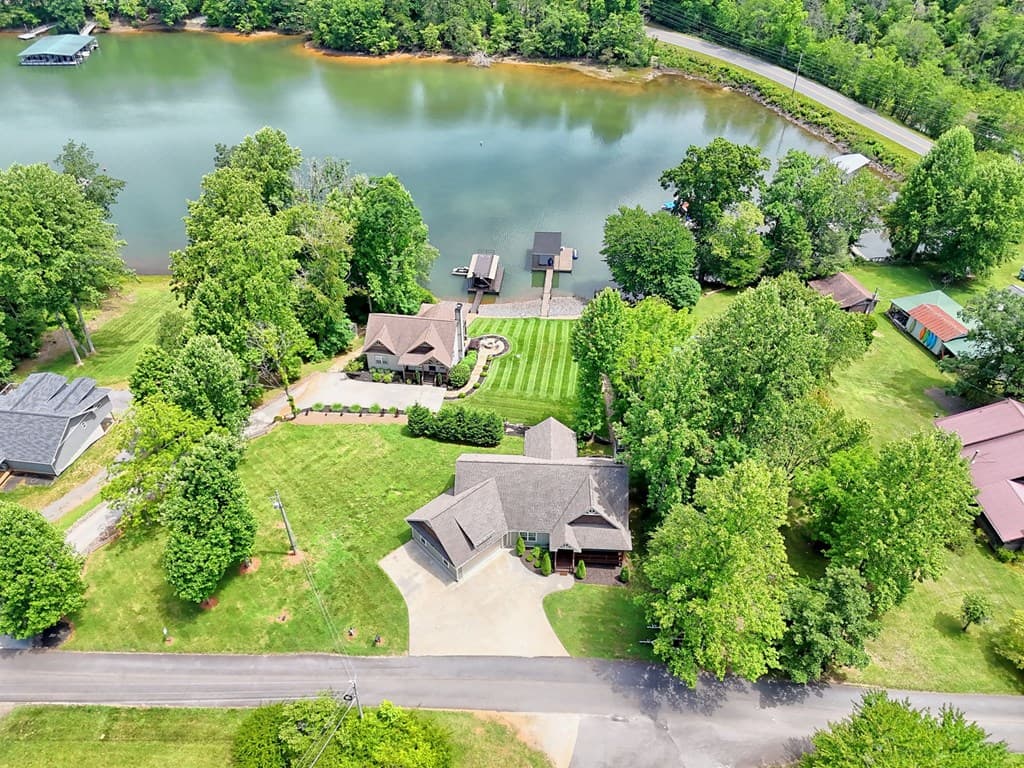 1220 Dogwood Trail, Hiawassee GA 30546 - Photo