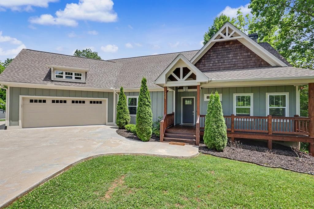 1220 Dogwood Trail, Hiawassee GA 30546 - Primary photo