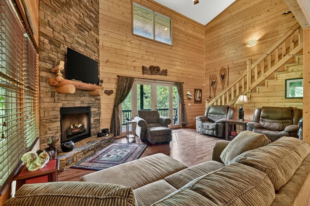 603 Ashley Drive, Ellijay GA 30540 - Photo