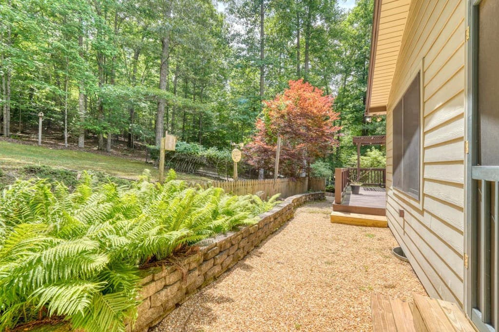 2930 Hicks Gap Road, Blairsville GA 30512 - Photo