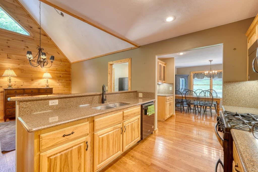 2930 Hicks Gap Road, Blairsville GA 30512 - Photo