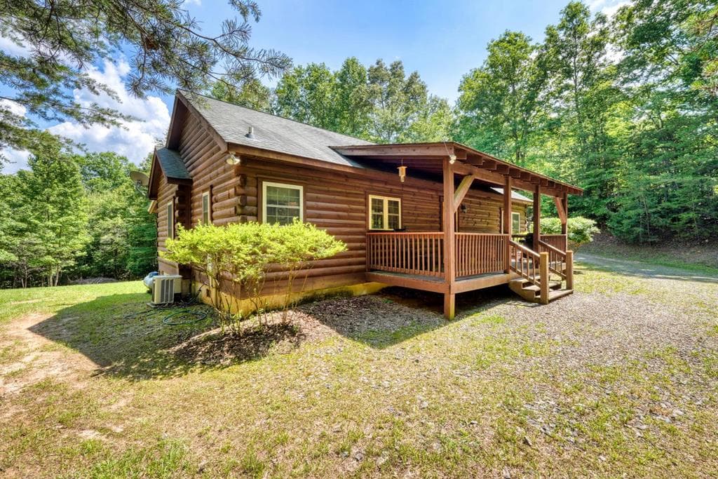 21 Ashley Trail, Warne NC 28909 - Primary photo