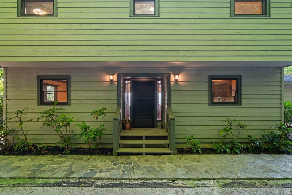 614 Charmont Drive, Tiger GA 30576 - Photo