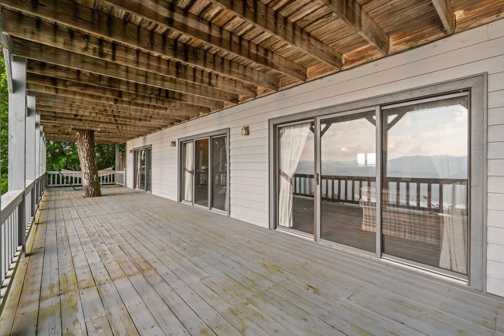 614 Charmont Drive, Tiger GA 30576 - Photo