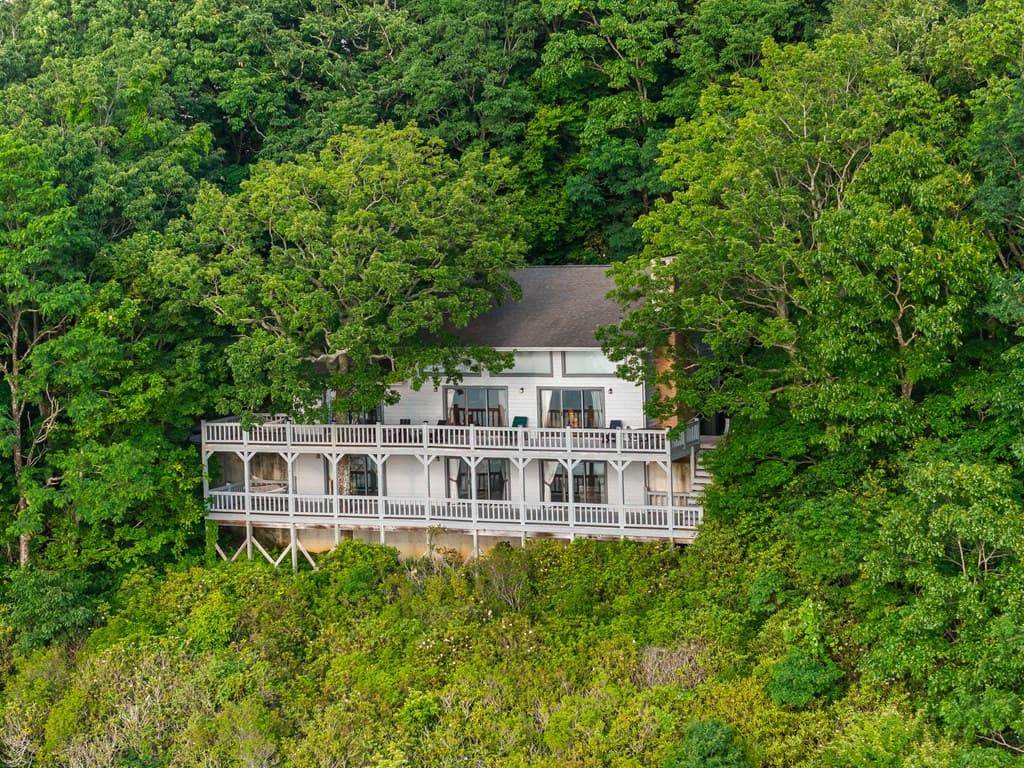 614 Charmont Drive, Tiger GA 30576 - Photo