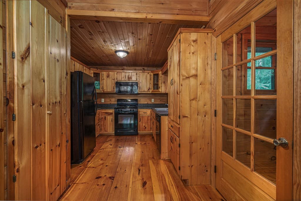 211 Red Oak Forest Lane, Murphy NC 28906 - Photo