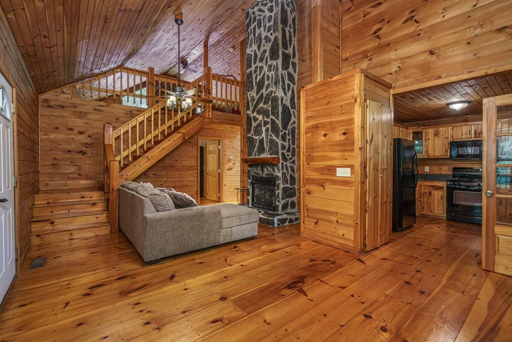 211 Red Oak Forest Lane, Murphy NC 28906 - Photo