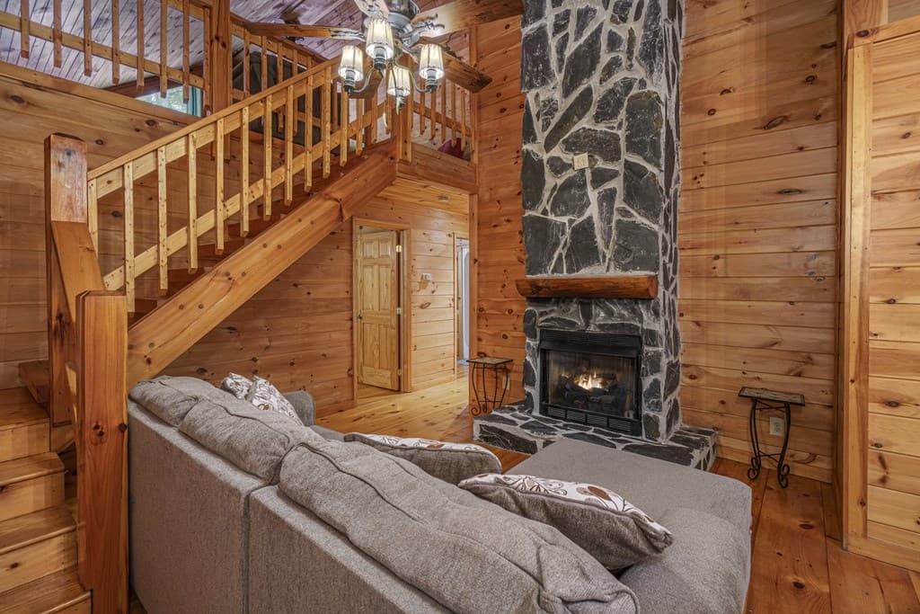 211 Red Oak Forest Lane, Murphy NC 28906 - Photo