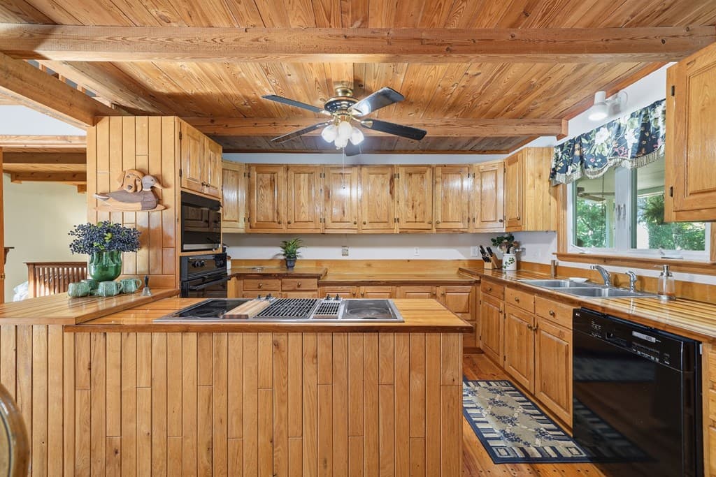 955 Lower Tails Creek Road, Ellijay GA 30540 - Photo