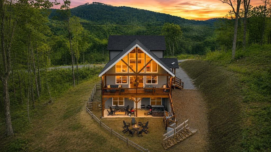 1016 Twisted Oak Road, Talking Rock GA 30175 - Photo