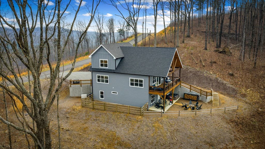 1016 Twisted Oak Road, Talking Rock GA 30175 - Photo